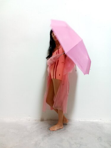 Umbrella No. 8 de Sine von Schonen, Fotografía a la venta en Singulart