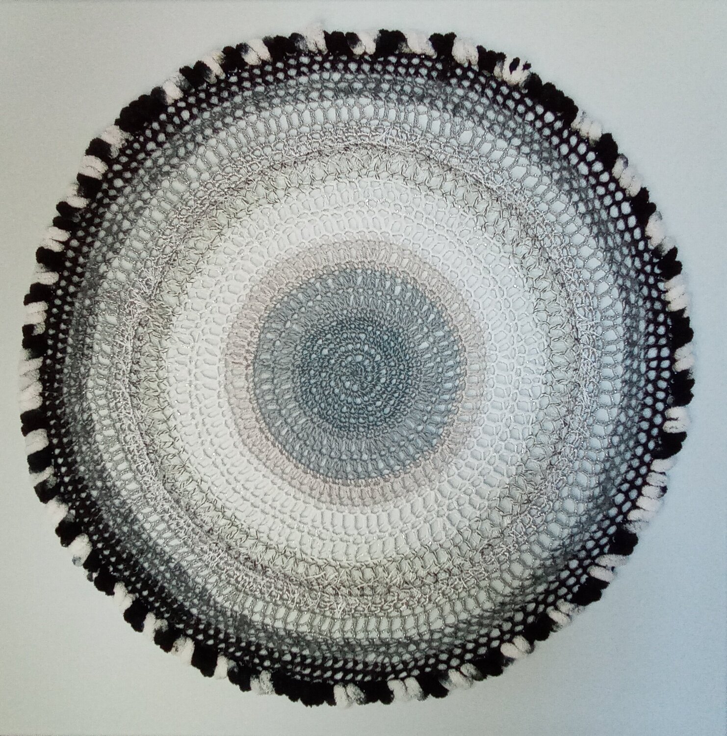 Kreis auf Quadrat _ s/w Sine von Schonen