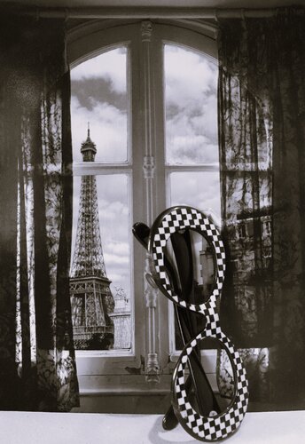 Collage Vintage black and white glasses, in front of my window. From which you can see the Eiffel Tower. de irit rotrubin, Otros medios a la venta en Singulart