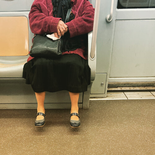 Milano, ore 8,30 M1 , poesia urbana_3 Tina Mallia