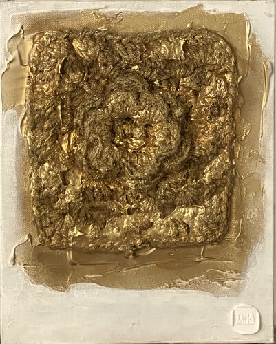 Gold on White. von Tina Mallia, Malerei kaufen auf Singulart