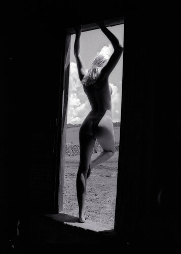 Country Barn Door 2 van Marcus Luconi, Fotografie te koop op Singulart