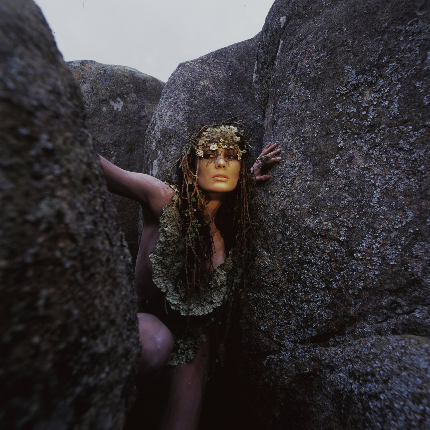 Between Stones 1 Marcus Luconi