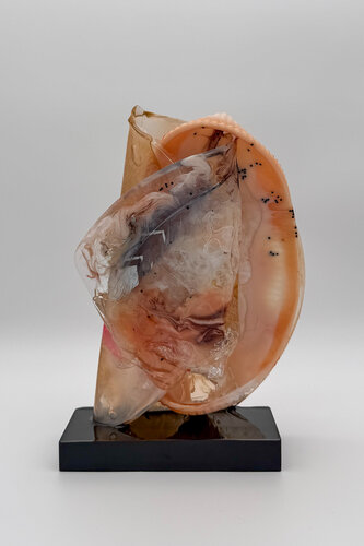 The Blush Bloom Sculpture de Leslie Lawson, Escultura a la venta en Singulart