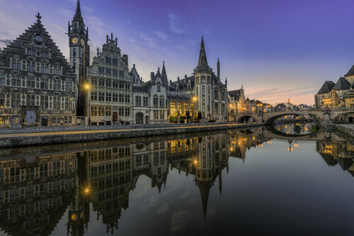 Early Morning in Gent von Rene Siebring, Fotografie kaufen auf Singulart