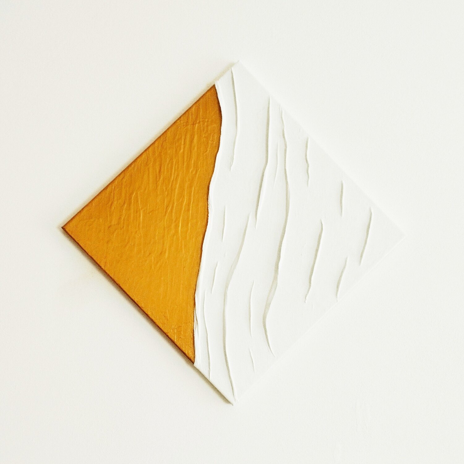 Bagliori di sé-Quadro astratto materico contemporaneo bianco oro ANTONINO GERACI