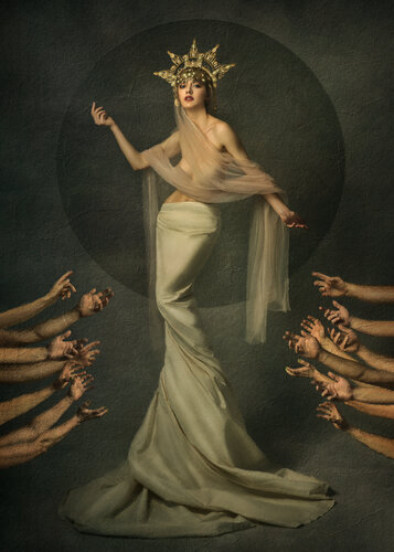 Adoration von Claudiu Guraliuc, Fotografie kaufen auf Singulart