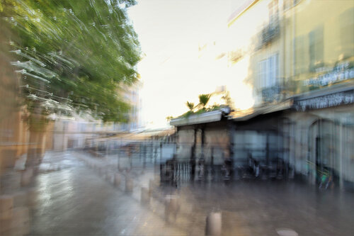 Derrière les remparts, Antibes by Franck Brizzi, 사진 for Sale on Singulart