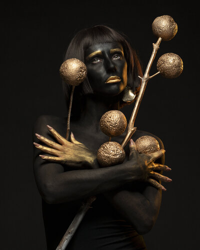 Whispers of Gold von Alex Tsarfin, Fotografie kaufen auf Singulart