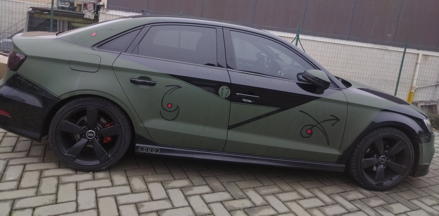 AUDI   A 3   SEDAN  WRAPPING Denise Mastel