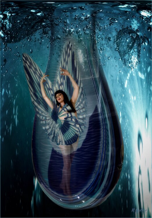 Teardrop Mike Lindtner
