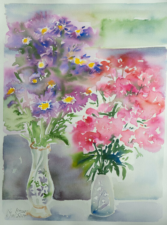 Astern und Rosen auf der Fensterbank Ute Meyer