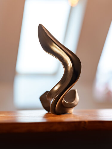 Serpent de Kristof Retezar, Escultura a la venta en Singulart