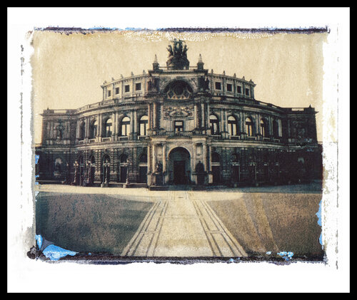 Semper Oper Dresden van Jörg Heimann, Fotografie te koop op Singulart