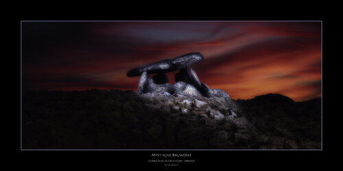 Chabola de la Hechicera - Megalithic Stones van Jörg Heimann, Fotografie te koop op Singulart