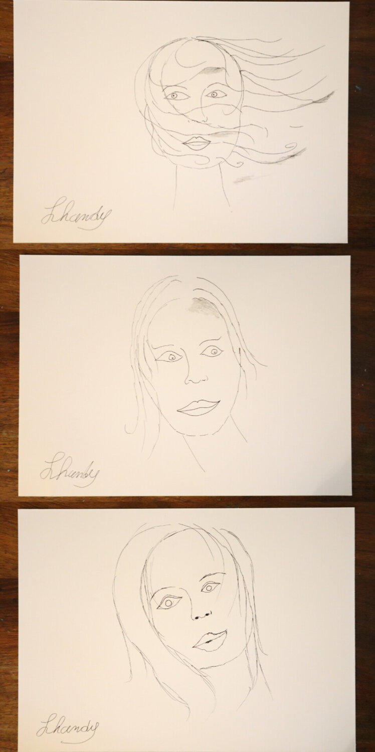 Minimalist Triptych - Three Contemporary Female Sketches Lhandy Zeichnungen zu verkaufen