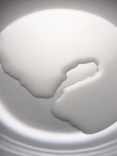 Milk by Christian Hagemann, 사진 for Sale on Singulart