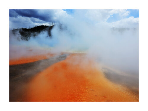GRAND  PRISMATIC SPRING  YELLOWSTONE NATIONAL PARK ( WYOMING, USA ) van Alain Ernoult, Fotografie te koop op Singulart