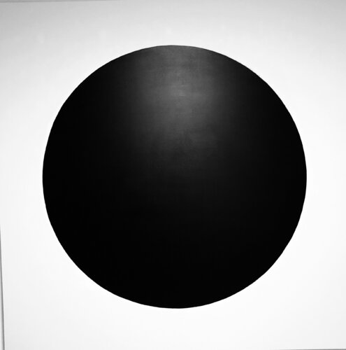 „Blackout sky” - XXL Geometric round minimalism abstraction von Nataliia Krykun, Malerei kaufen auf Singulart