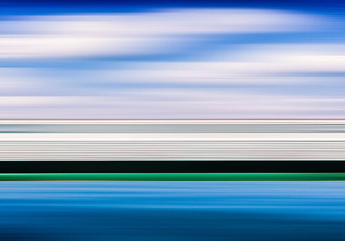 fast train passing by #2 von Igor Vitomirov, Fotografie kaufen auf Singulart