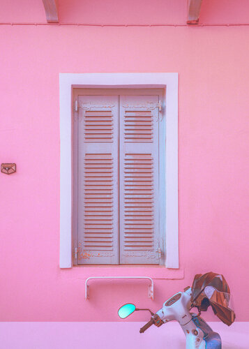 moped and window par Igor Vitomirov, Photographie en vente sur Singulart