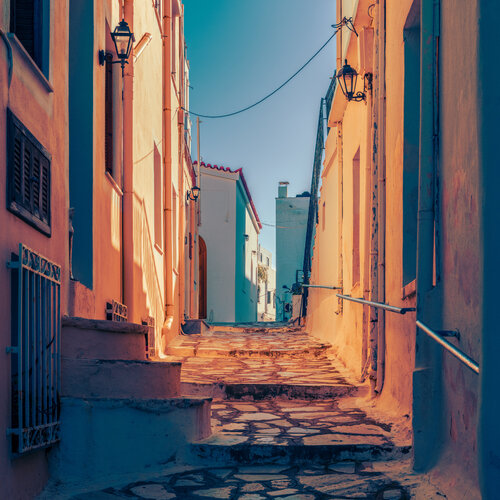 greek street#1 von Igor Vitomirov, Fotografie kaufen auf Singulart