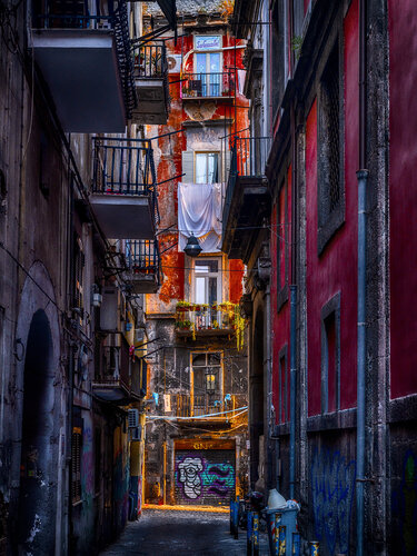 streets of naples#2 de Igor Vitomirov, Fotografía a la venta en Singulart