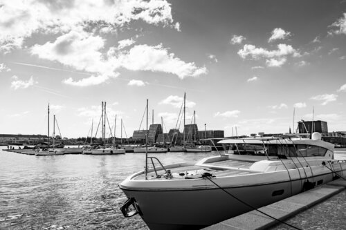 Anchored Stillness di Francisco Prieto Montesdeoca, Fotografia in vendita su Singulart