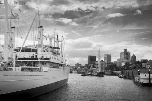 Docksite Stillness di Francisco Prieto Montesdeoca, Fotografia in vendita su Singulart