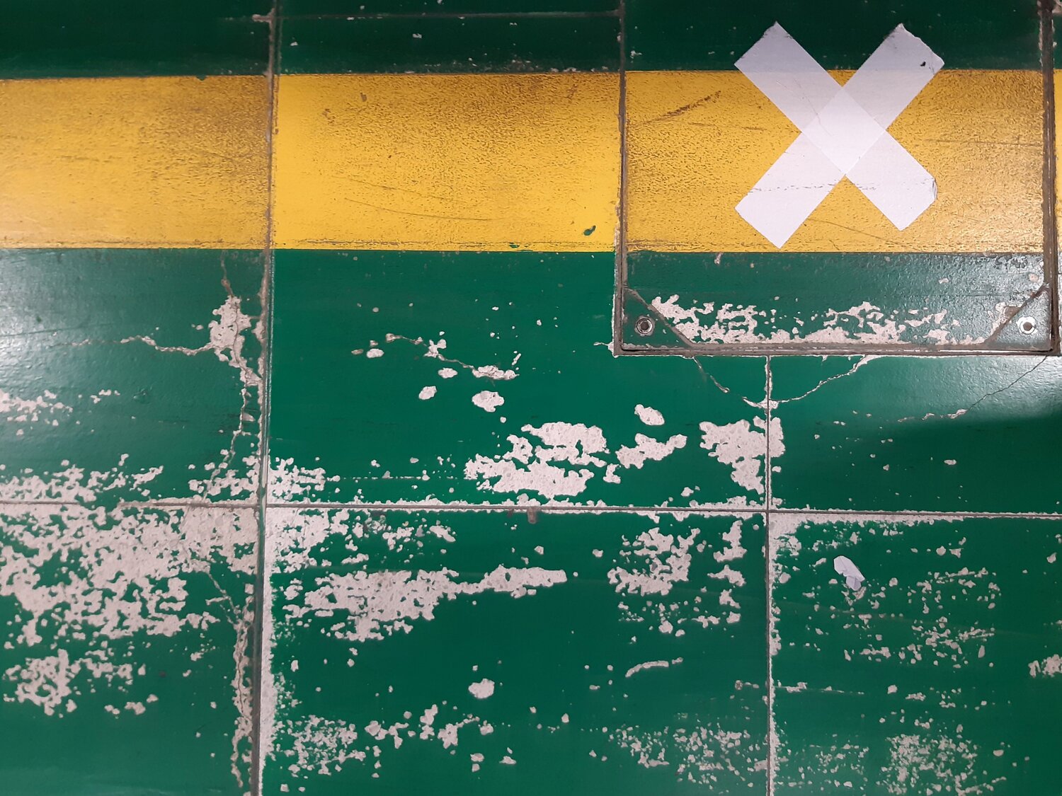 Paved stones (Austerlitz Train Station) JLP