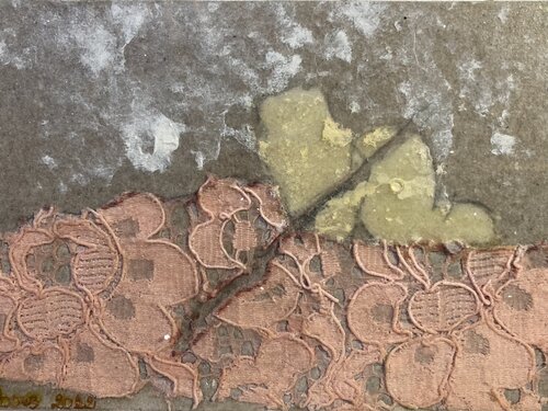 Fragile by Agnes Boes, 기타 매체 for Sale on Singulart