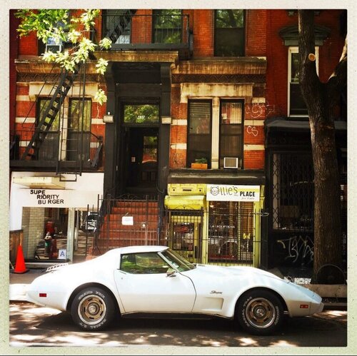 Untitled (Getaway Cars in The West Village City ) di Mark S. Borden aka Egospeed, Stampa in vendita su Singulart
