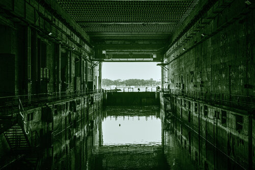 Keroman 3 B di Marcel van Beek, Fotografia in vendita su Singulart