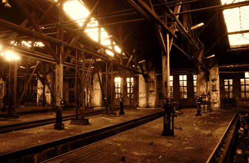 Der Geisterzug II par Marcel van Beek, Photographie en vente sur Singulart