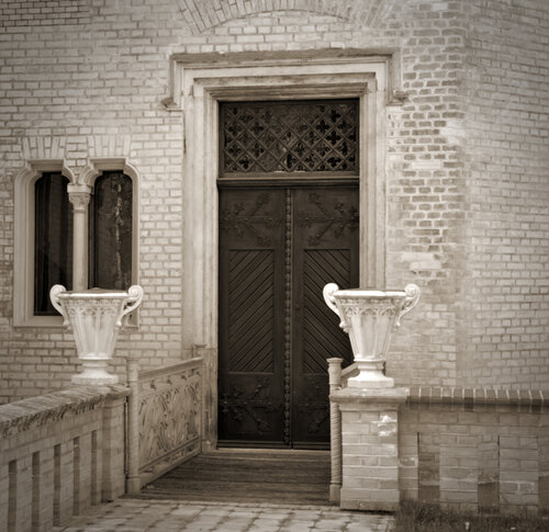 Schloss Babelsberg van Marcel van Beek, Fotografie te koop op Singulart