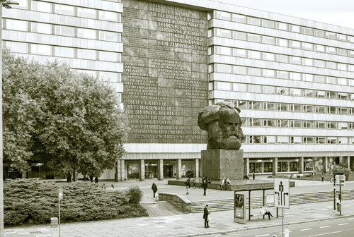 Urban Fossils - The Revisited Utopia II: Chemnitz van Marcel van Beek, Fotografie te koop op Singulart