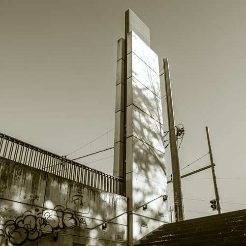 Urban Fossils - The Revisited Utopia III: Leipzig von Marcel van Beek, Fotografie kaufen auf Singulart
