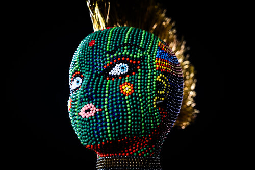 the eyes of the Teen Rebel van Thierry Aubert, Fotografie te koop op Singulart