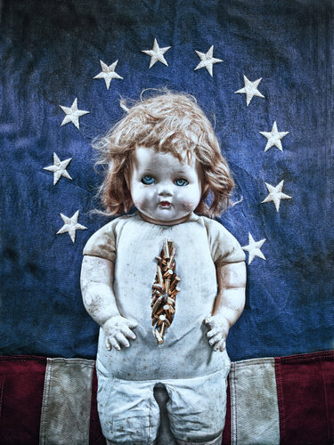 Guns in America #51 di Jeff Corwin, Fotografia in vendita su Singulart