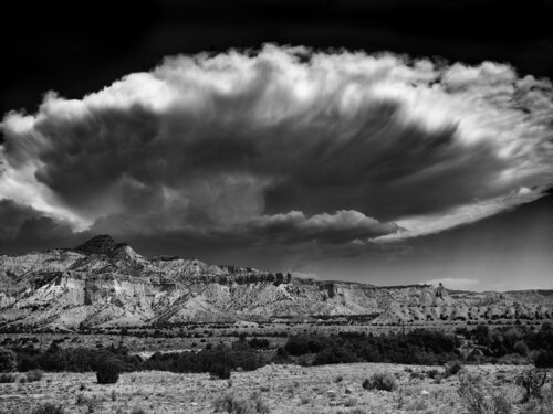 Ghost Ranch, New Mexico di Jeff Corwin, Fotografia in vendita su Singulart