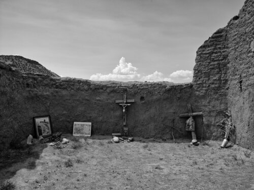 Abiquiu, New Mexico van Jeff Corwin, Fotografie te koop op Singulart