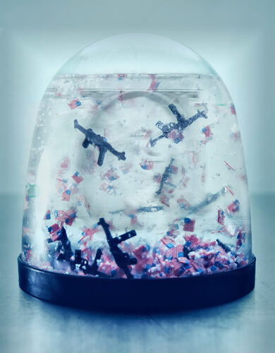 "Guns in America #23 von Jeff Corwin, Fotografie kaufen auf Singulart