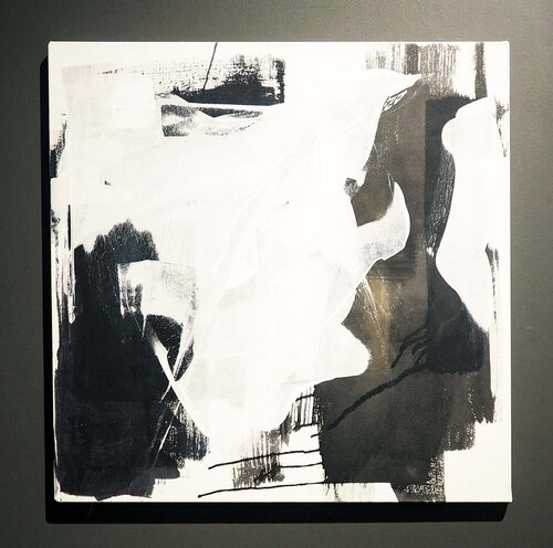 Fleeing creature van Karin Elisabeth Høie, Schilderij te koop op Singulart