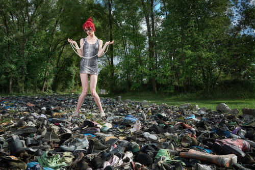 highway of shoes di Gerhard Großberger, Fotografia in vendita su Singulart