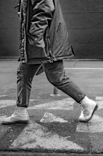 Die Frau ohne Gesicht 2 von Manfred Brandstätter, Fotografie kaufen auf Singulart