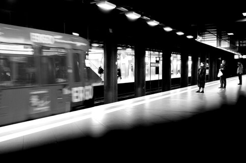 Untergrund 1 di Manfred Brandstätter, Fotografia in vendita su Singulart