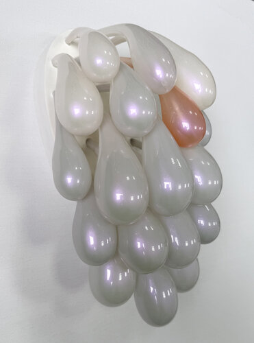 Antifragility pearl#1 van Elena Mitina, Beeldhouwwerk te koop op Singulart