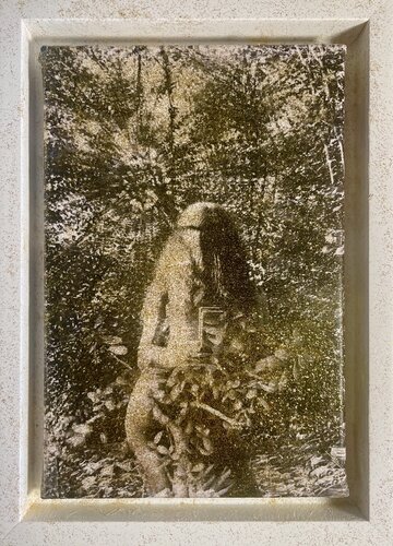 IN THE MIRROR von Ilona Johanna Plattner, Fotografie kaufen auf Singulart