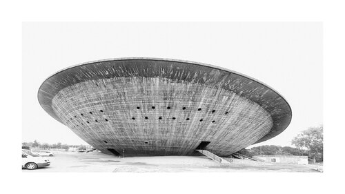 Ufo Soucoupe Saint Nazaire #2 von Stefan Neubauer, Fotografie kaufen auf Singulart