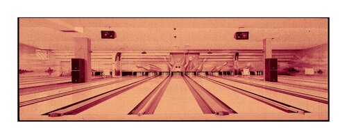 4 Speaker in Berlin - Bowling #4 by Stefan Neubauer, Photography for Sale on Singulart
